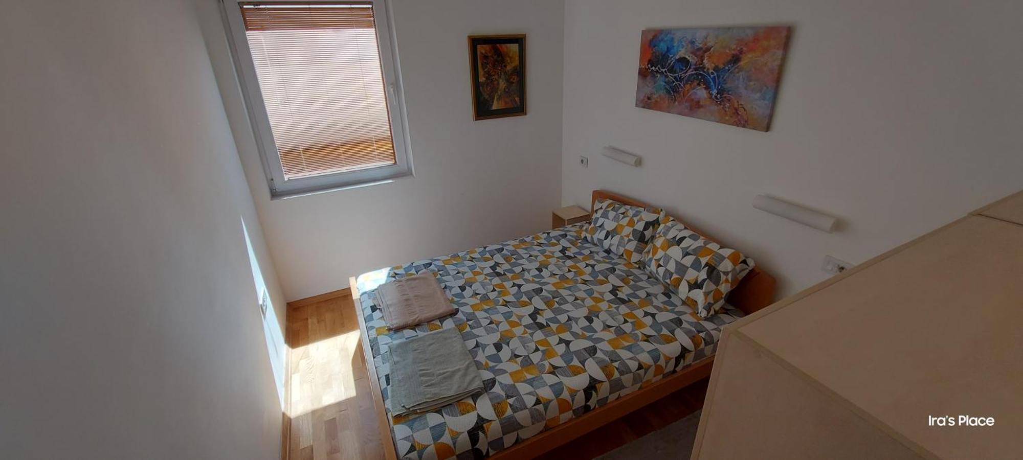 Ira'S 2 Bedroom Central Place With Private Parking Escópia Exterior foto
